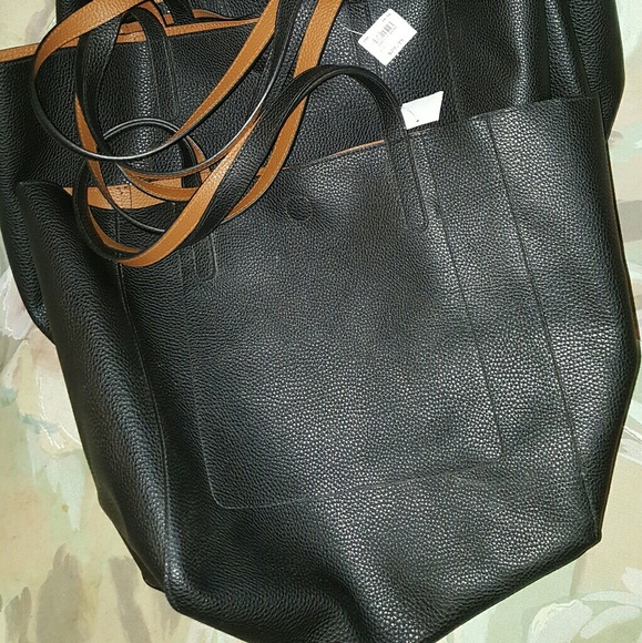 Large Black & Tan Reversible Adrianna Tote - Picture 2 of 4